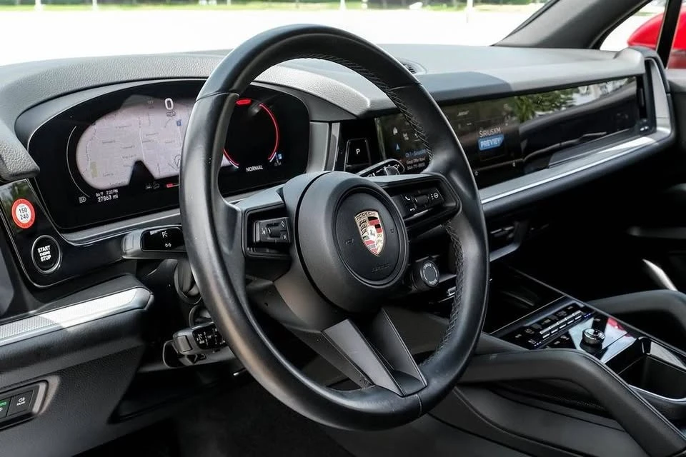 2024 Porsche 9Y0/9Y3 Cayenne - Image 13 of 16