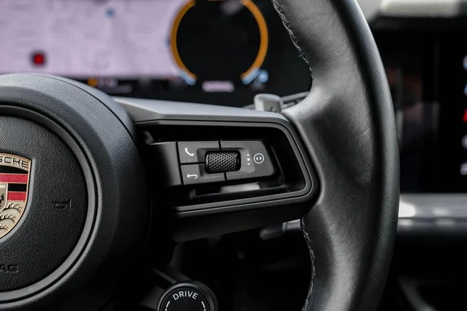 2024 Porsche 9Y0/9Y3 Cayenne - Image 15 of 16