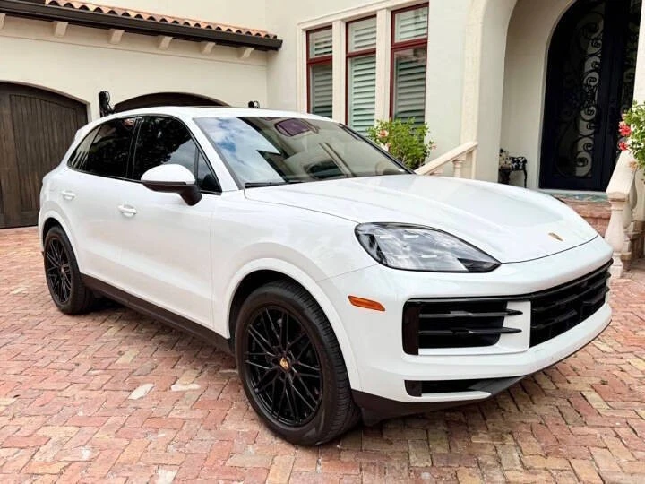 2024 Porsche 9Y0/9Y3 Cayenne - Image 11 of 31