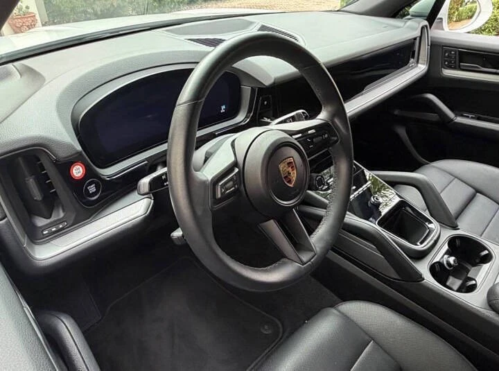 2024 Porsche 9Y0/9Y3 Cayenne - Image 17 of 31