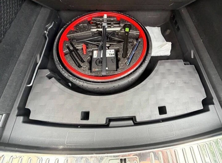 2024 Porsche 9Y0/9Y3 Cayenne - Image 29 of 31