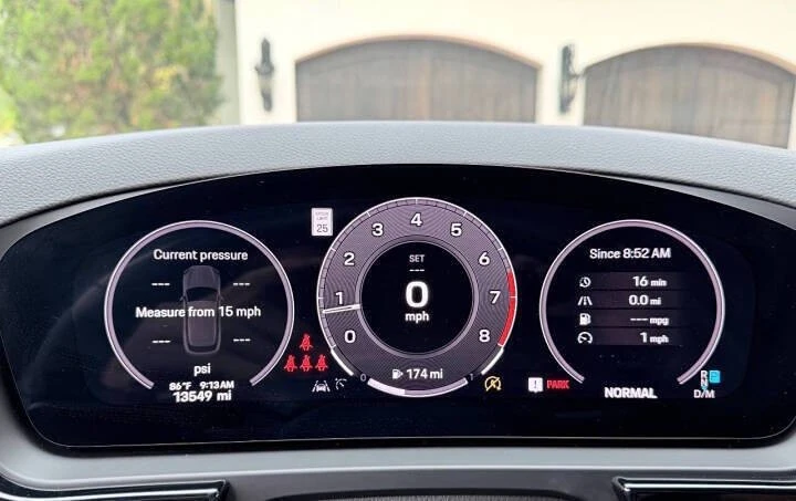 2024 Porsche 9Y0/9Y3 Cayenne - Image 24 of 31