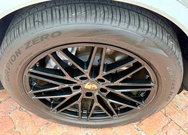 2024 Porsche 9Y0/9Y3 Cayenne - Image 31 of 31