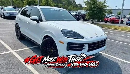 2024 Porsche Cayenne Base