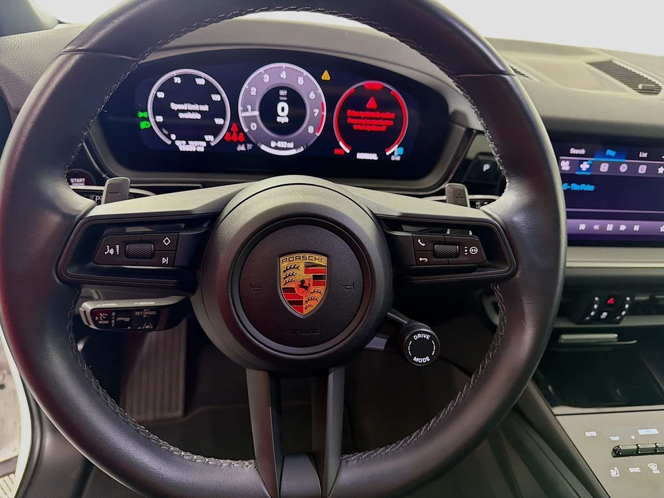 2024 Porsche 9Y0/9Y3 Cayenne - Image 14 of 21