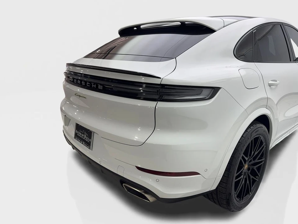 2024 Porsche 9Y0/9Y3 Cayenne - Image 18 of 21