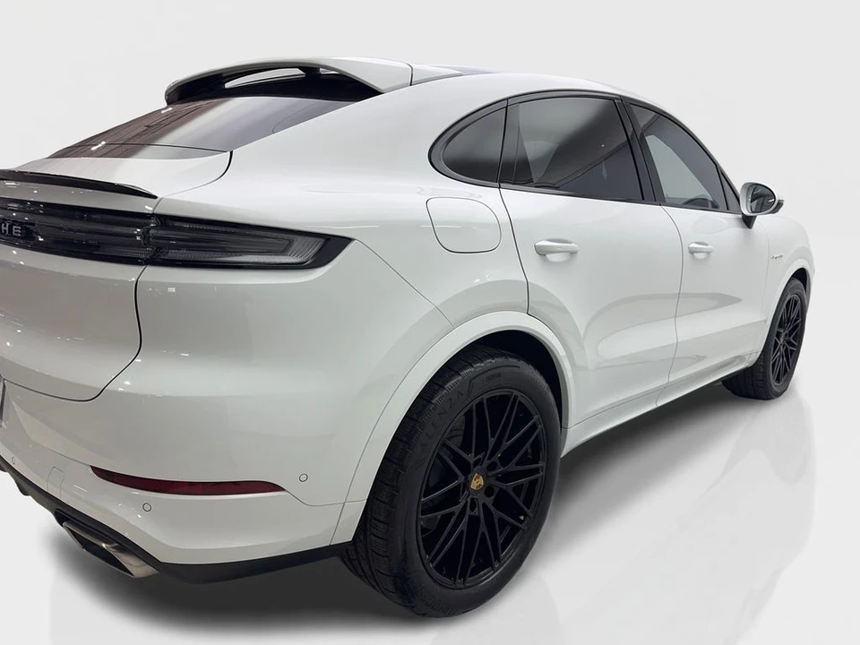 2024 Porsche 9Y0/9Y3 Cayenne - Image 13 of 21