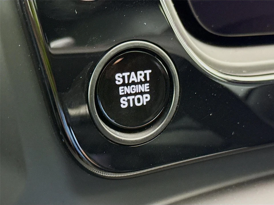 2024 Porsche 9Y0/9Y3 Cayenne Coupe - Image 13 of 31