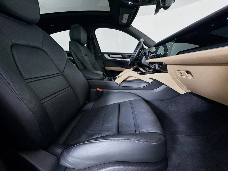 2024 Porsche 9Y0/9Y3 Cayenne Coupe - Image 23 of 31