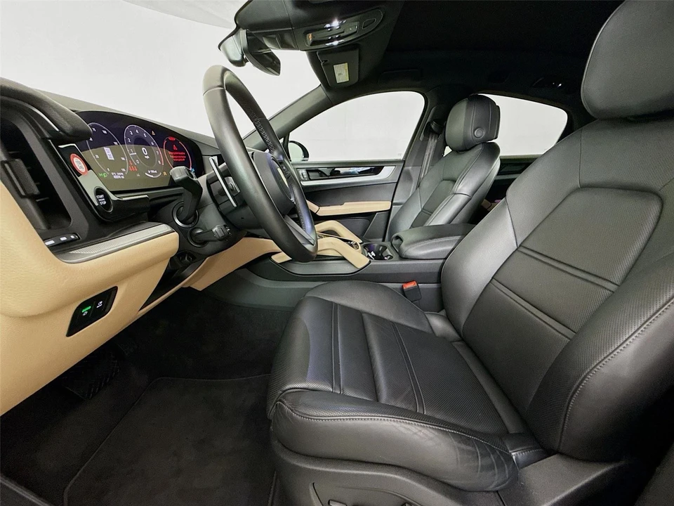 2024 Porsche 9Y0/9Y3 Cayenne Coupe - Image 2 of 31
