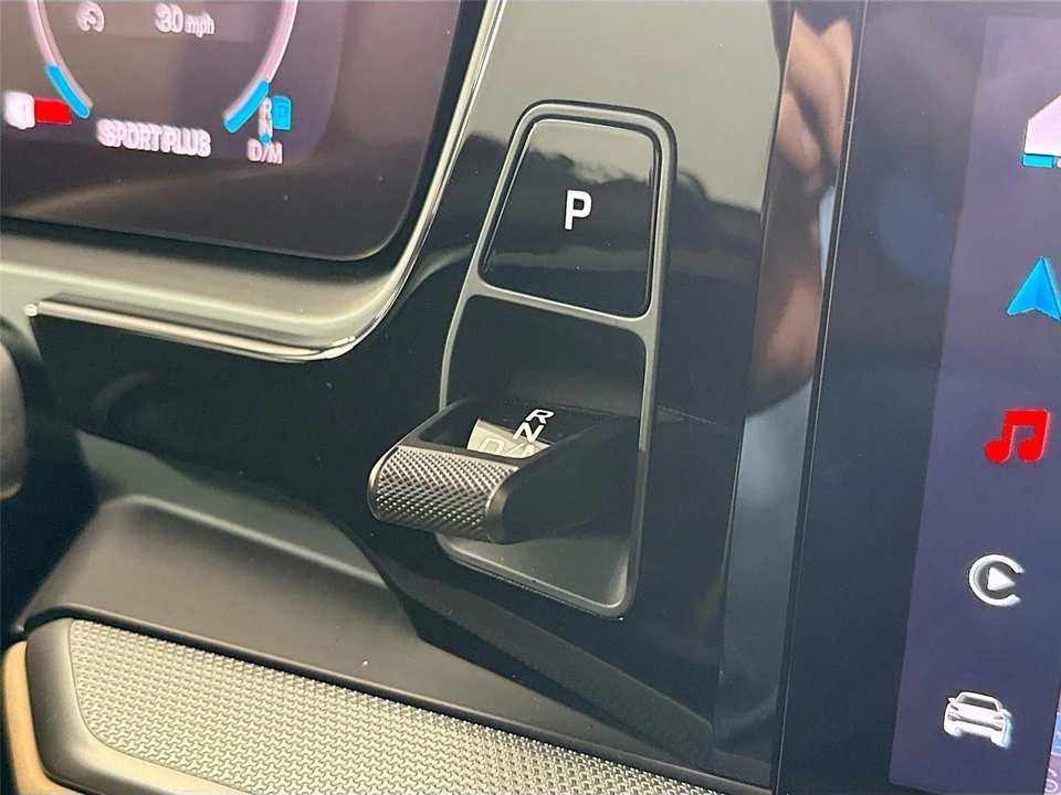 2024 Porsche 9Y0/9Y3 Cayenne Coupe - Image 15 of 31