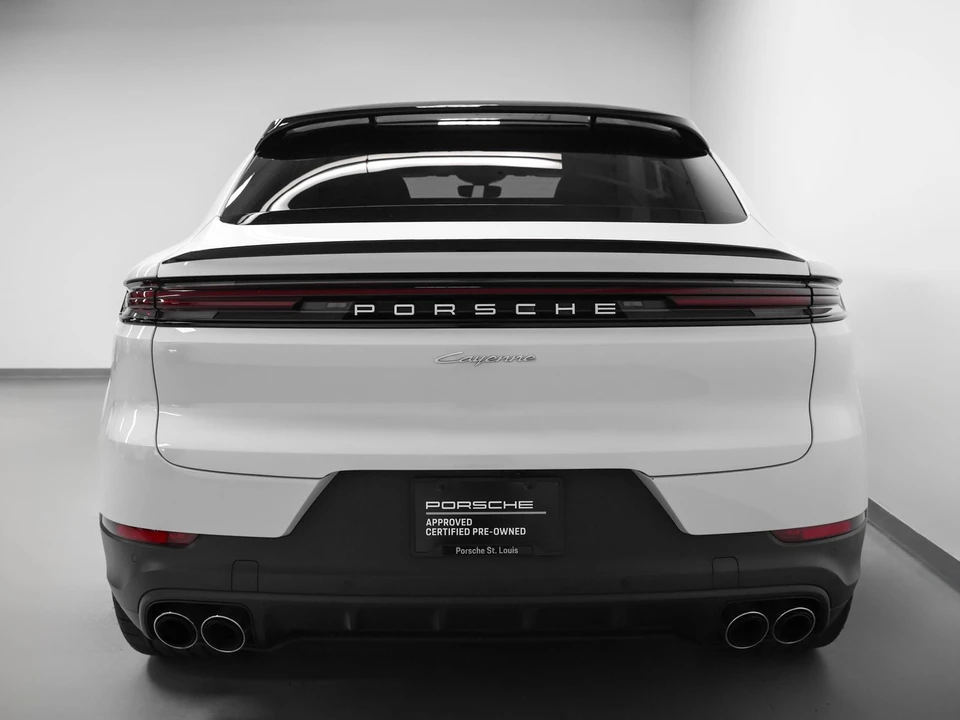 2024 Porsche 9Y0/9Y3 Cayenne Coupe - Image 11 of 31