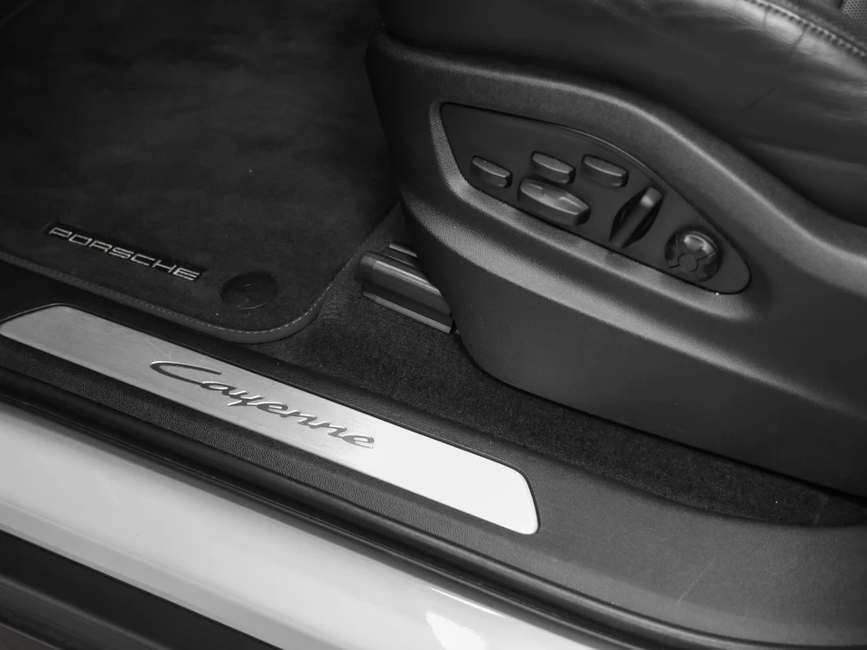 2024 Porsche 9Y0/9Y3 Cayenne Coupe - Image 25 of 31