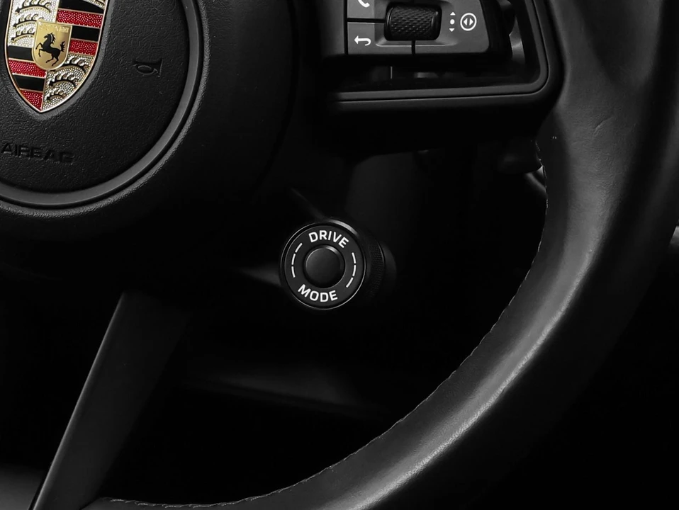 2024 Porsche 9Y0/9Y3 Cayenne Coupe - Image 30 of 31