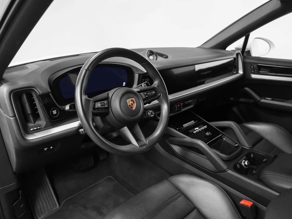 2024 Porsche 9Y0/9Y3 Cayenne Coupe - Image 4 of 31
