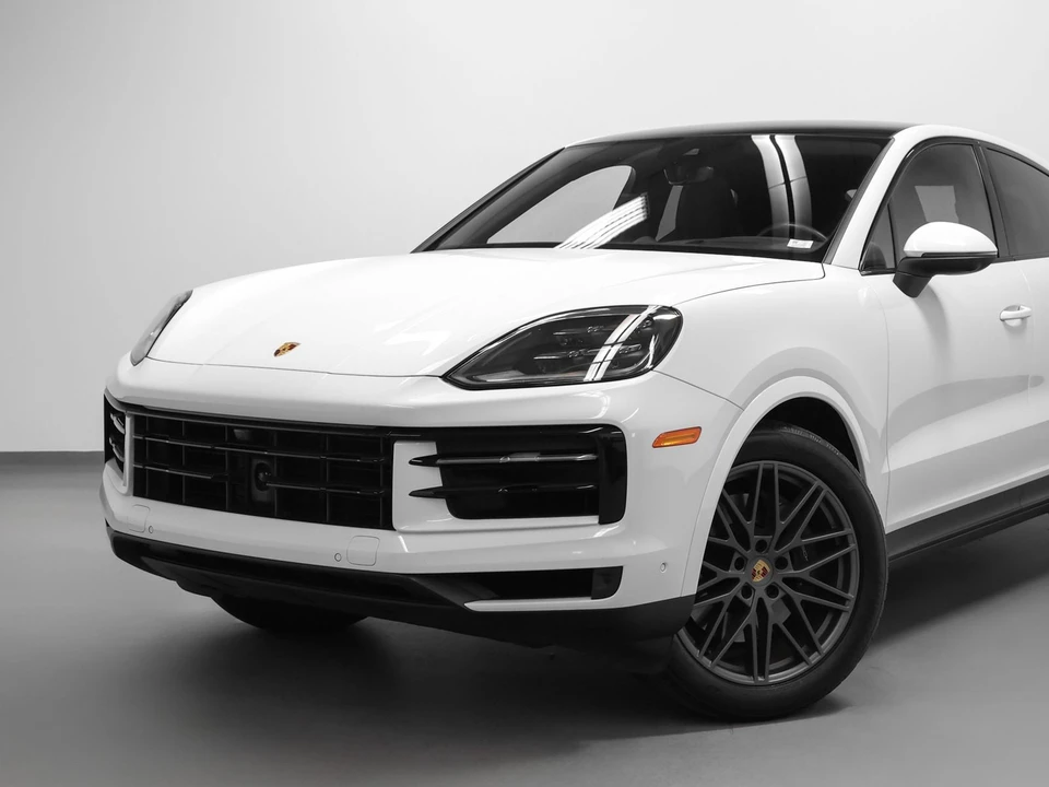 2024 Porsche 9Y0/9Y3 Cayenne Coupe - Image 7 of 31