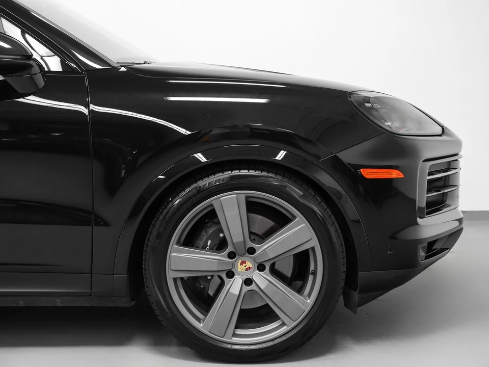 2024 Porsche 9Y0/9Y3 Cayenne Coupe - Image 14 of 31