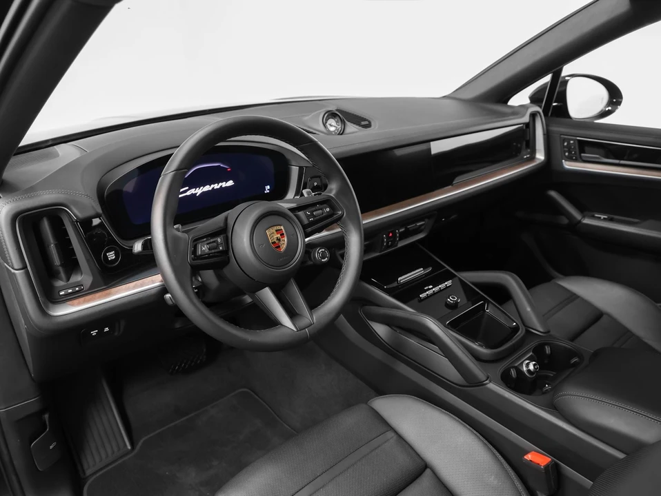 2024 Porsche 9Y0/9Y3 Cayenne Coupe - Image 4 of 31