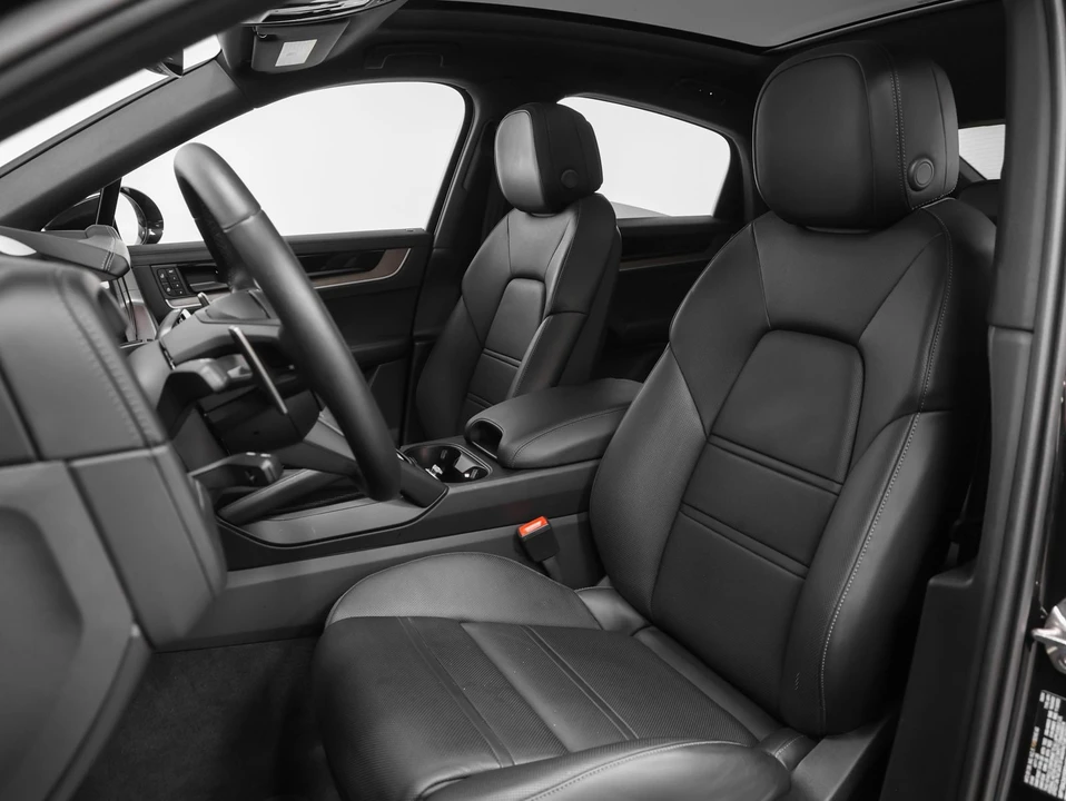 2024 Porsche 9Y0/9Y3 Cayenne Coupe - Image 5 of 31
