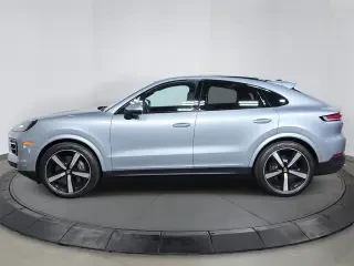 2024 Porsche 9Y0/9Y3 Cayenne - Image 2 of 4
