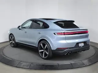 2024 Porsche 9Y0/9Y3 Cayenne - Image 3 of 4