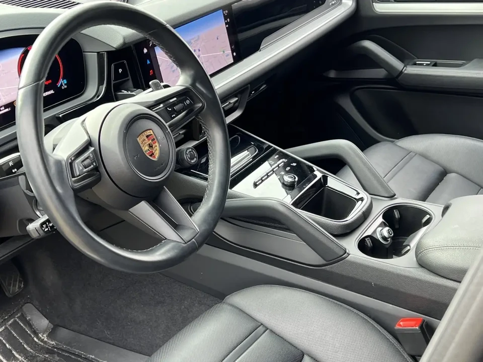 2024 Porsche 9Y0/9Y3 Cayenne - Image 4 of 8
