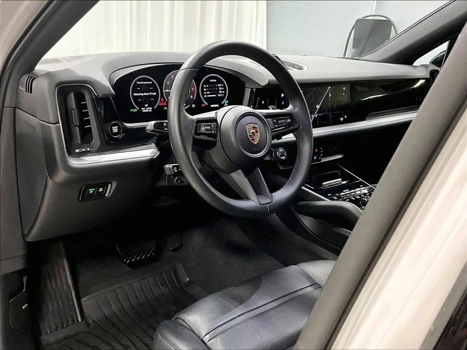 2024 Porsche 9Y0/9Y3 Cayenne - Image 4 of 8