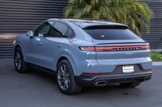 2024 Porsche 9Y0/9Y3 Cayenne - Image 3 of 4