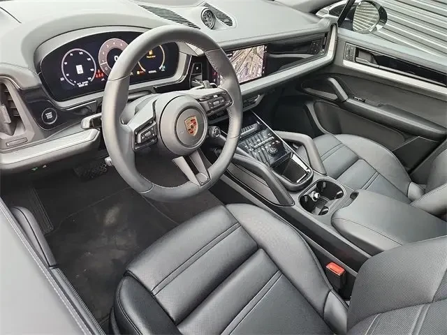 2024 Porsche 9Y0/9Y3 Cayenne - Image 4 of 6