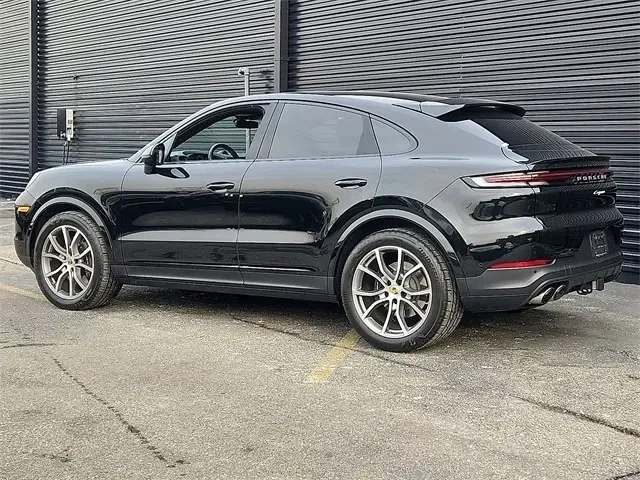 2024 Porsche 9Y0/9Y3 Cayenne - Image 3 of 6