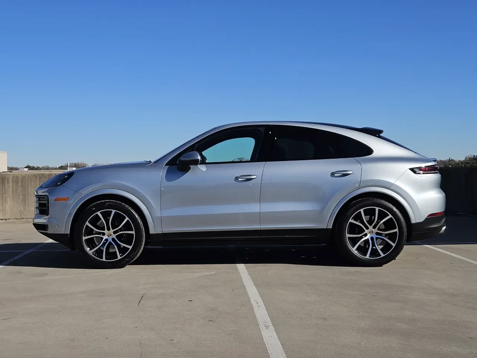 2024 Porsche 9Y0/9Y3 Cayenne - Image 2 of 9