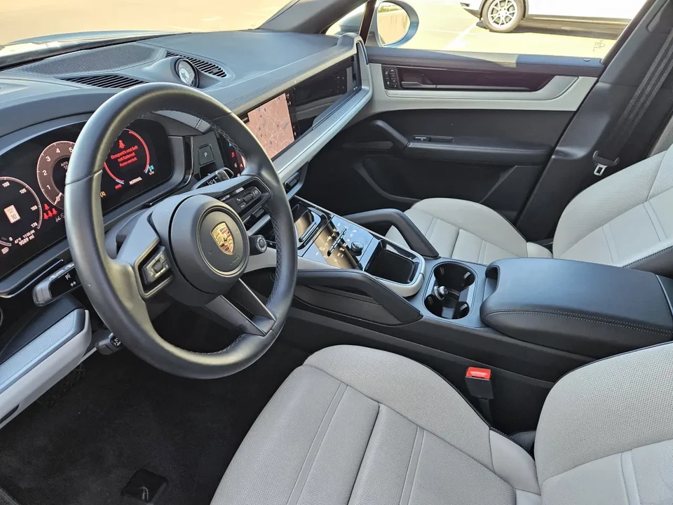2024 Porsche 9Y0/9Y3 Cayenne - Image 4 of 9