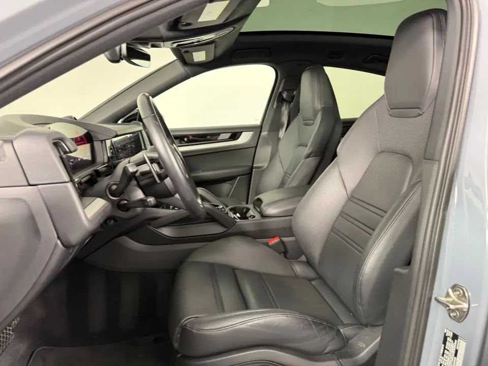 2024 Porsche 9Y0/9Y3 Cayenne - Image 5 of 6