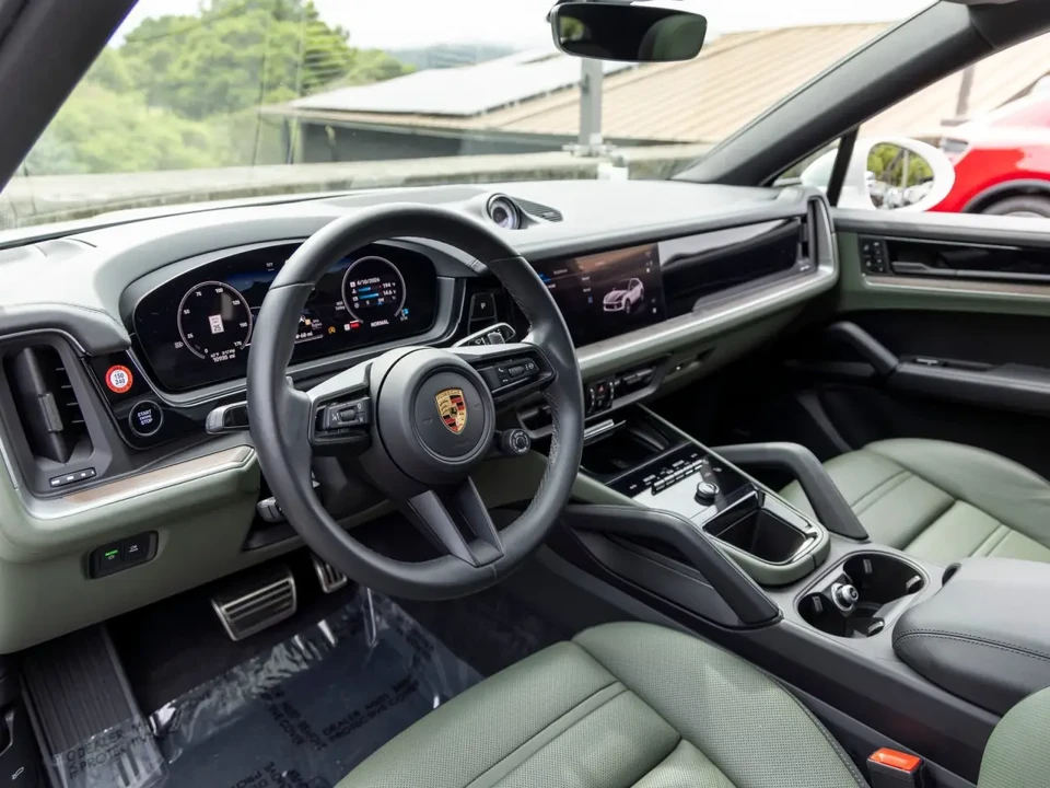 2024 Porsche 9Y0/9Y3 Cayenne - Image 4 of 8