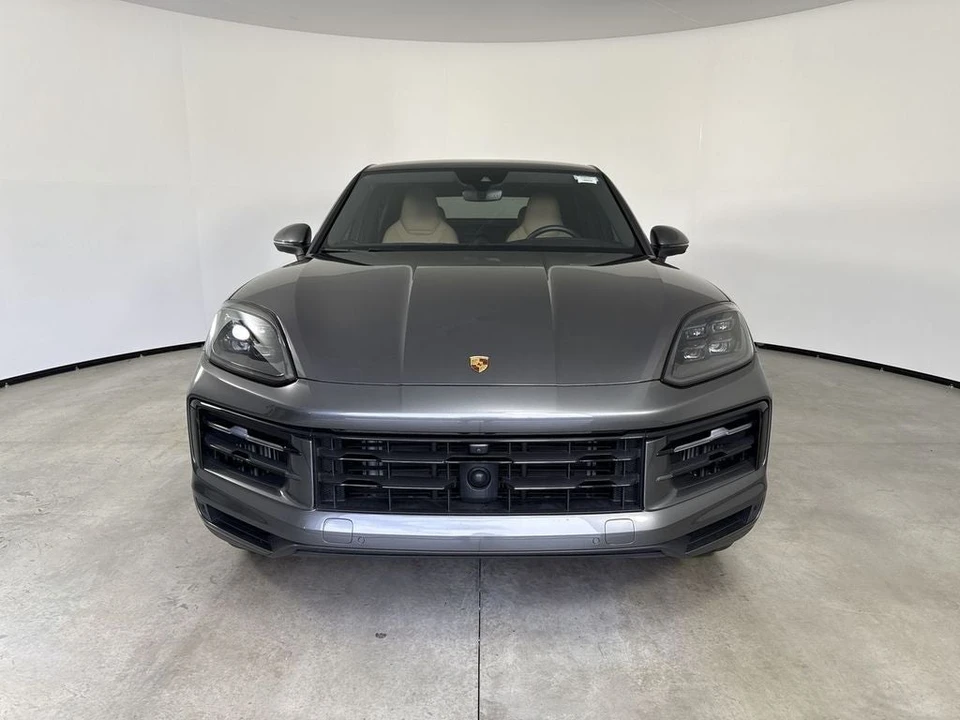 2024 Porsche 9Y0/9Y3 Cayenne Coupe - Image 10 of 31