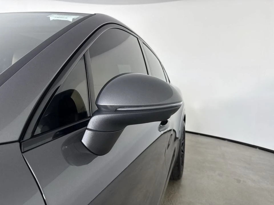2024 Porsche 9Y0/9Y3 Cayenne Coupe - Image 12 of 31