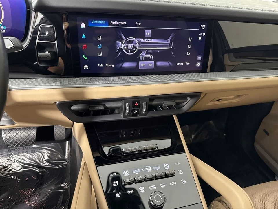 2024 Porsche 9Y0/9Y3 Cayenne Coupe - Image 30 of 31
