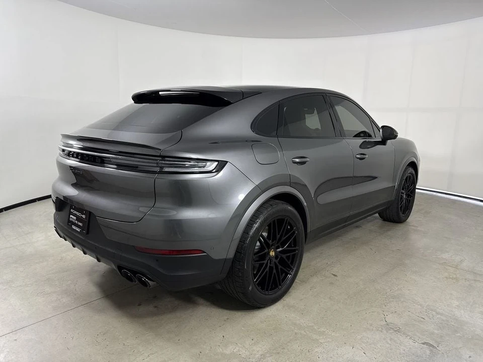 2024 Porsche 9Y0/9Y3 Cayenne Coupe - Image 7 of 31