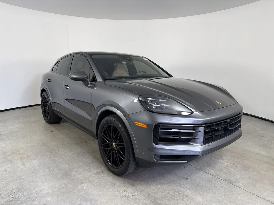 2024 Porsche 9Y0/9Y3 Cayenne Coupe - Image 9 of 31