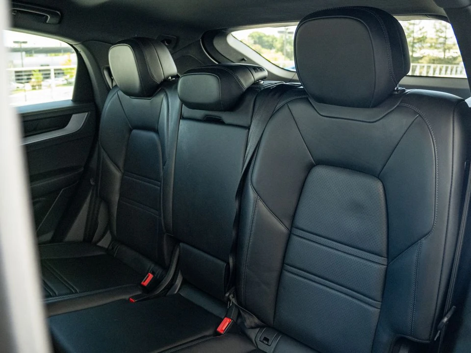 2024 Porsche 9Y0/9Y3 Cayenne Coupe - Image 21 of 28