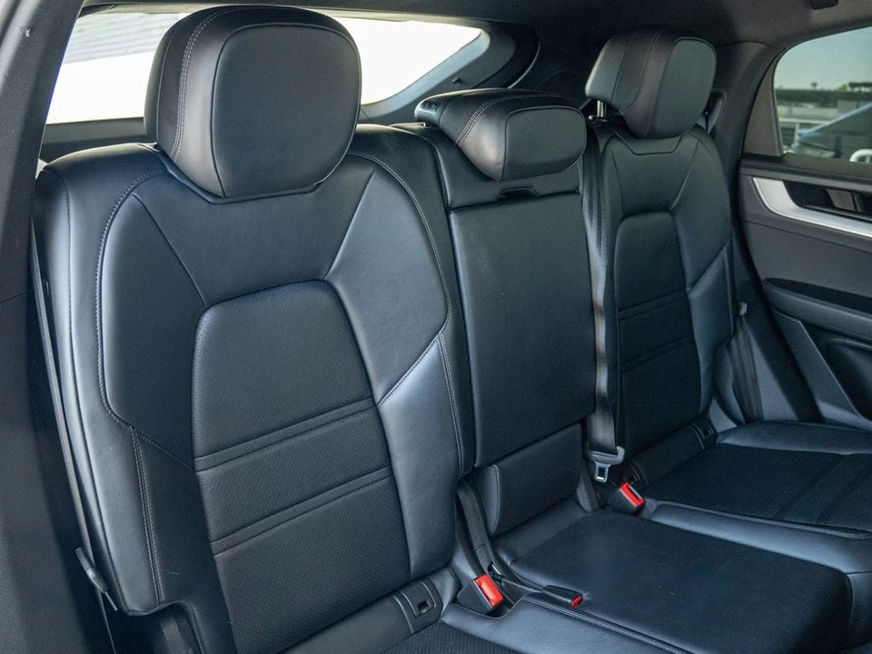 2024 Porsche 9Y0/9Y3 Cayenne Coupe - Image 17 of 28