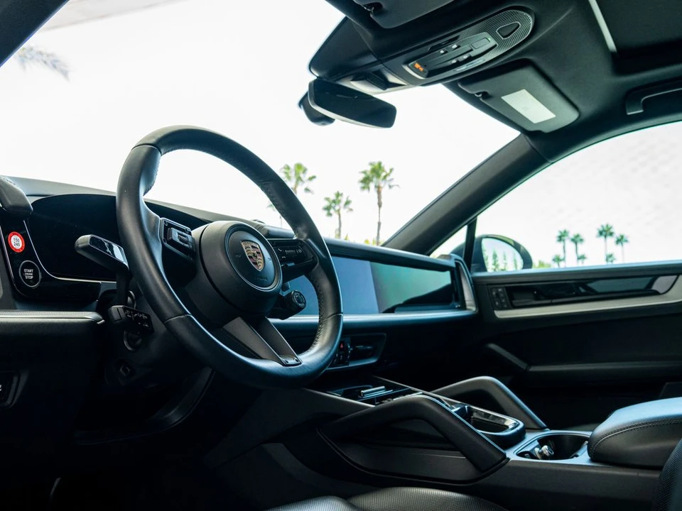 2024 Porsche 9Y0/9Y3 Cayenne Coupe - Image 4 of 28