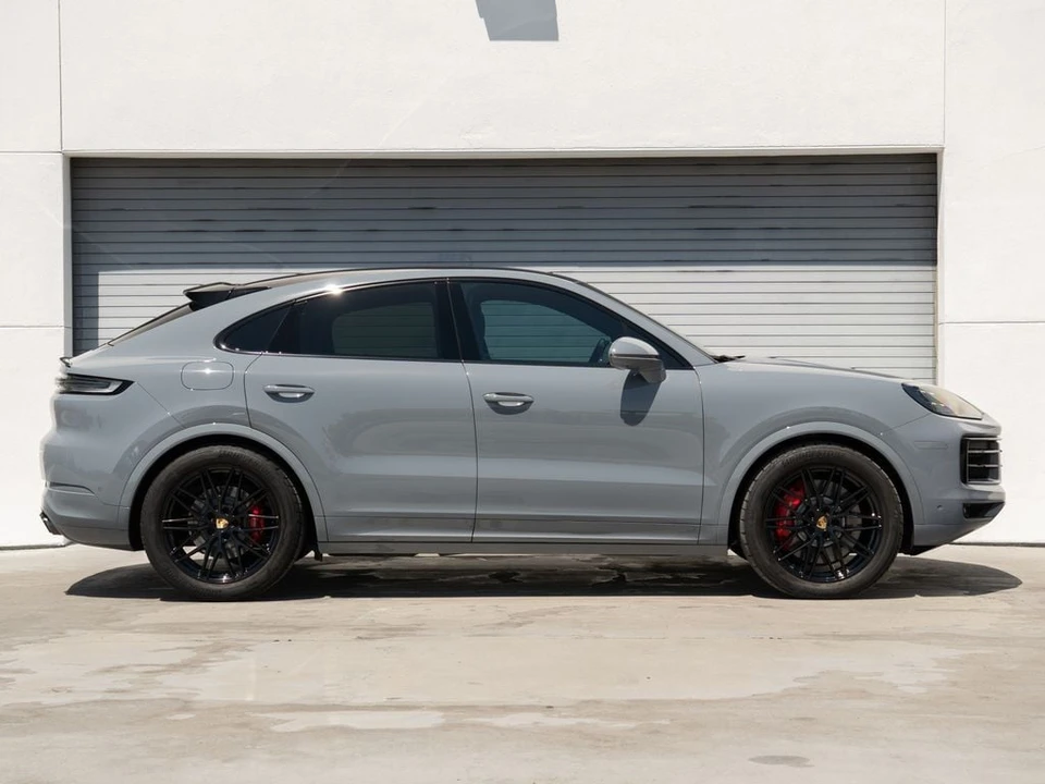 2024 Porsche 9Y0/9Y3 Cayenne Coupe - Image 25 of 28