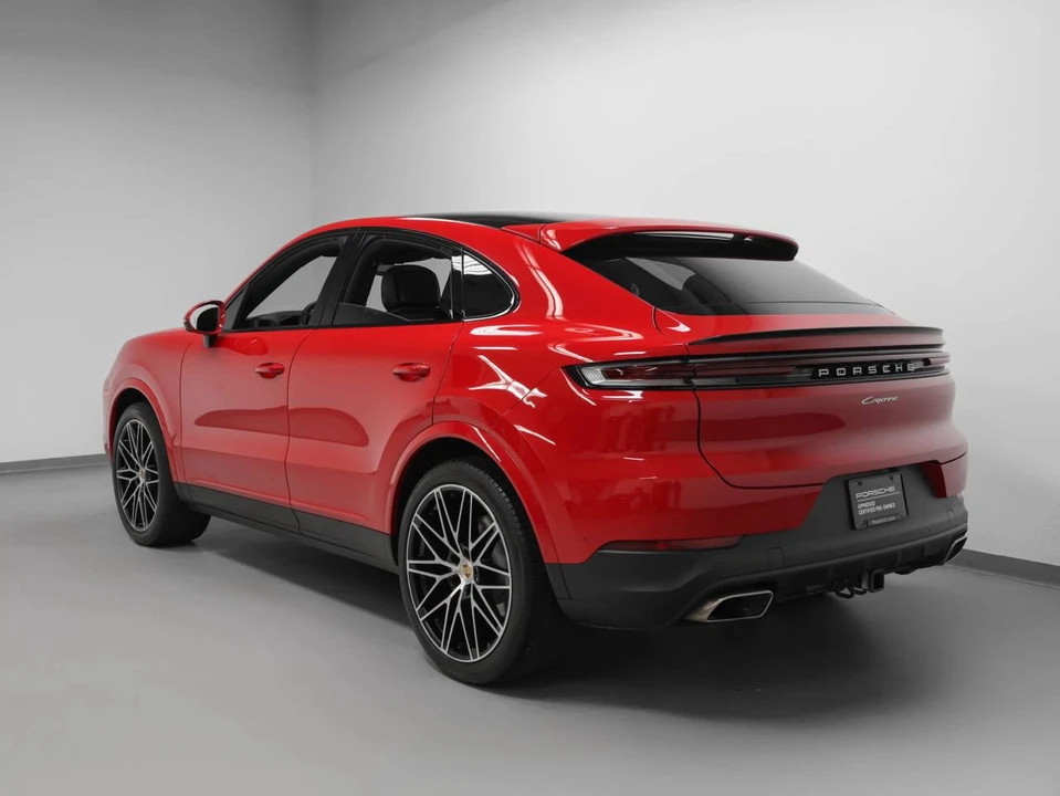 2024 Porsche 9Y0/9Y3 Cayenne Coupe - Image 3 of 4
