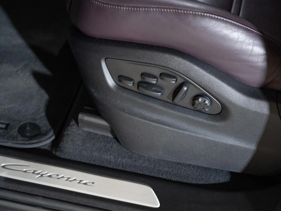 2024 Porsche 9Y0/9Y3 Cayenne Coupe - Image 13 of 29