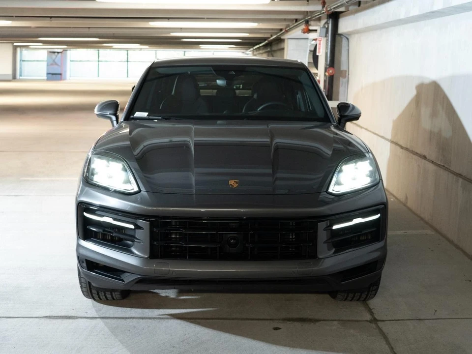 2024 Porsche 9Y0/9Y3 Cayenne Coupe - Image 6 of 29
