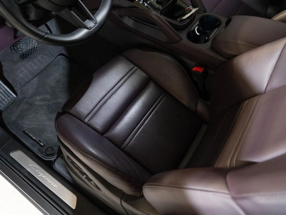 2024 Porsche 9Y0/9Y3 Cayenne Coupe - Image 14 of 29