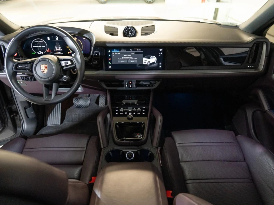 2024 Porsche 9Y0/9Y3 Cayenne Coupe - Image 26 of 29