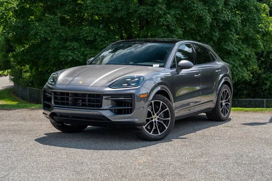 2024 Porsche Cayenne Coupe