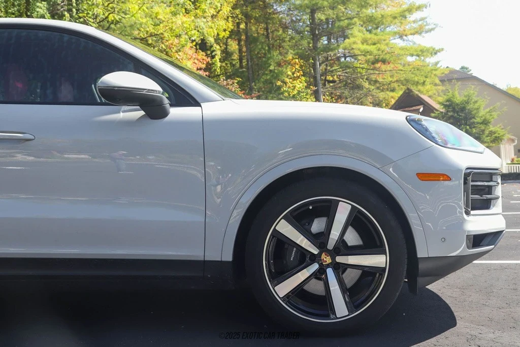 2024 Porsche 9Y0/9Y3 Cayenne - Image 11 of 12